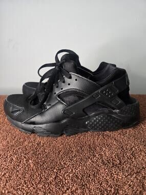 Nike Air Huarache Run GS sneakers Youth size 6.5Y